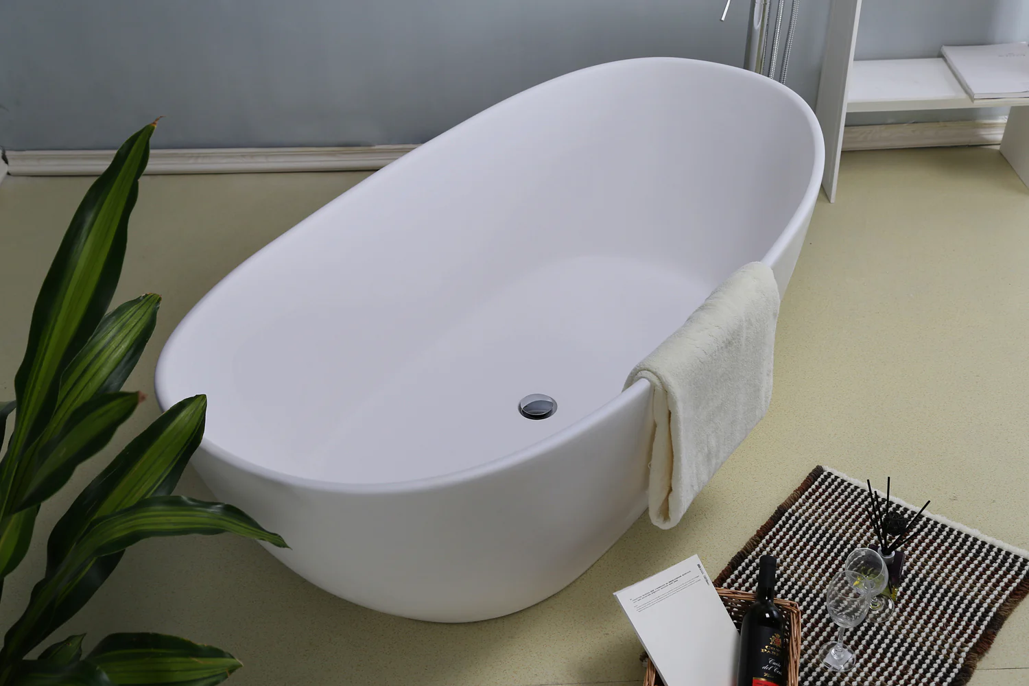 Electra 64" BARstone Freestanding Tub - Image 3