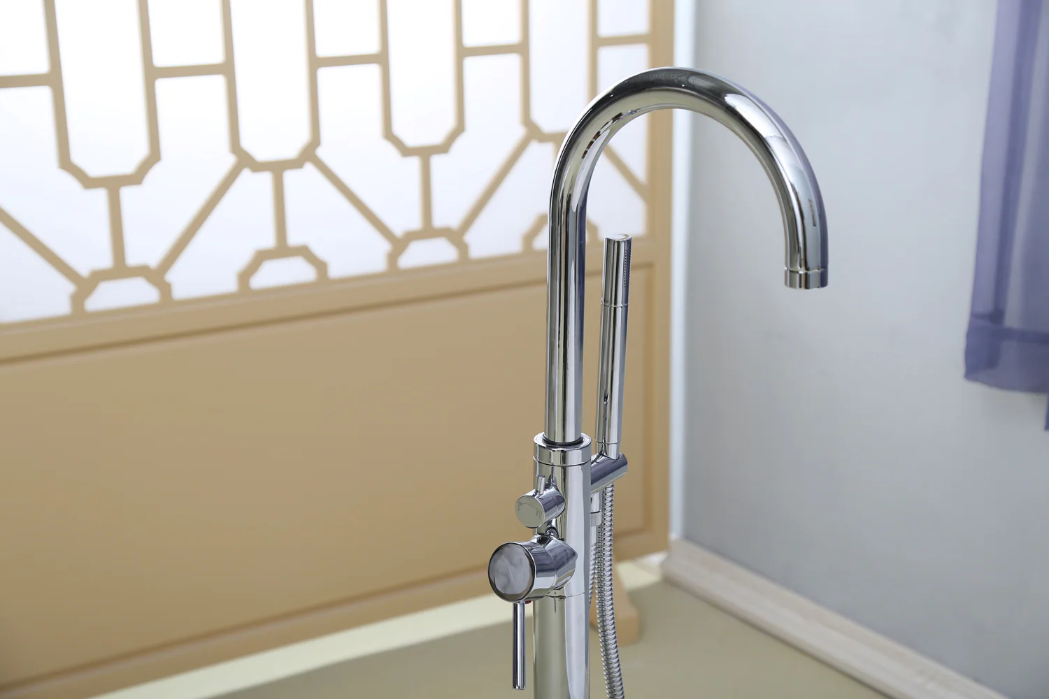 Elora Freestanding Tub Filler with Handshower - Image 6