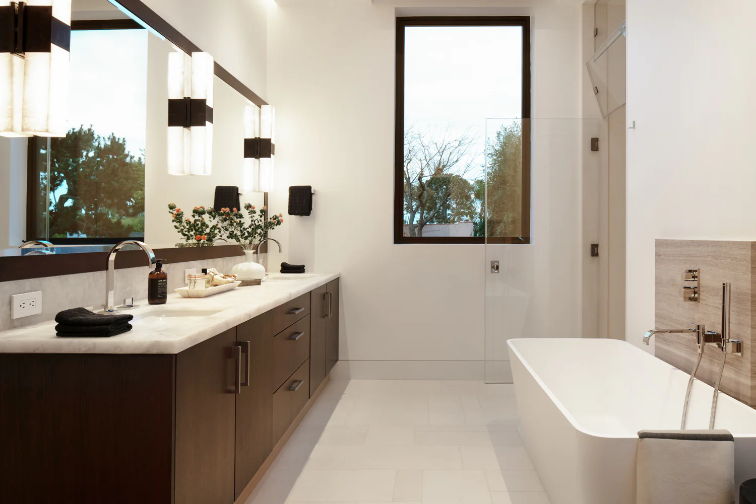 Romo 59" BARstone Freestanding Tub - Image 9